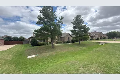1300 Twisting Wind Drive, Fort Worth, TX 76052 - Photo 6