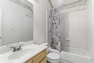 1701 Creekway Dr, Lewisville, TX 75067 - Photo 24
