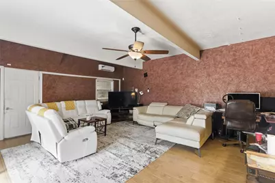 1701 Creekway Drive, Lewisville, TX 75067 - Photo 12