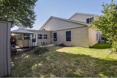 211 Faircrest Drive, Arlington, TX 76018 - Photo 36