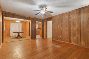9542 Heritage Pkwy, West, TX 76691 - Photo 6