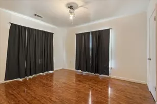 9542 Heritage Pkwy, West, TX 76691 - Photo 12