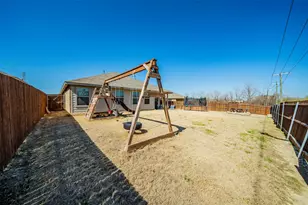 8028 Muddy Creek Dr, Fort Worth, TX 76131 - Photo 22