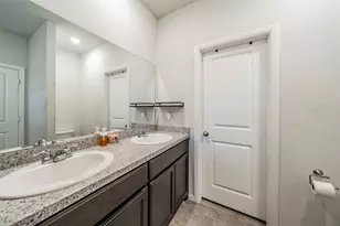 8028 Muddy Creek Dr, Fort Worth, TX 76131 - Photo 12