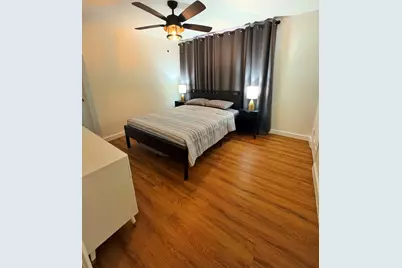 700 Burnwood Drive, Irving, TX 75062 - Photo 12