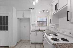 2635 Oak Bend, Dallas, TX 75227 - Photo 6