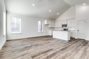 1025 Ray Dr, Denison, TX 75020 - Photo 2