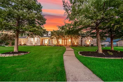 324 E Carruth Lane, Double Oak, TX 75077 - Photo 2