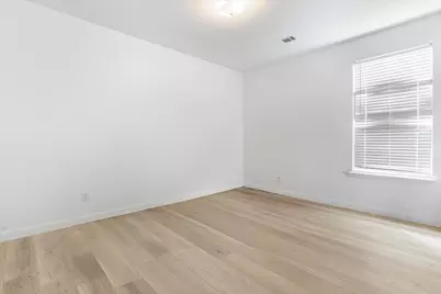 8604 Secret Forest Drive, Dallas, TX 75249 - Photo 18