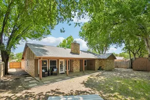 8612 Edgebrook Terrace, Benbrook, TX 76116 - Photo 32