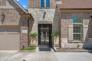 8105 Castlebridge, The Colony, TX 75056 - Photo 2