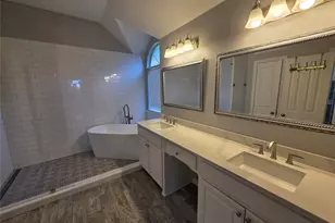 2717 Cliffwood Dr, Grapevine, TX 76051 - Photo 30