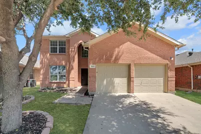 1068 Westbrook Court, Grand Prairie, TX 75052 - Photo 2