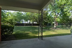 2002 Redbud Rd, Gainesville, TX 76240 - Photo 34