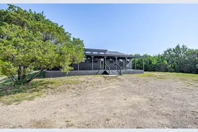 8512 Hilltop Drive, Cleburne, TX 76033 - Photo 36