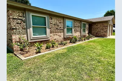6933 Wicks Trail, Fort Worth, TX 76133 - Photo 2