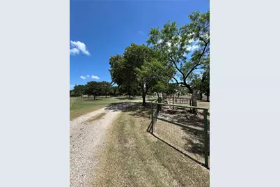 2200 Creechville Road, Ennis, TX 75119 - Photo 2