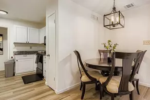 2001 Newbury Dr, Arlington, TX 76014 - Photo 2