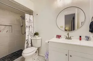 2001 Newbury Dr, Arlington, TX 76014 - Photo 6