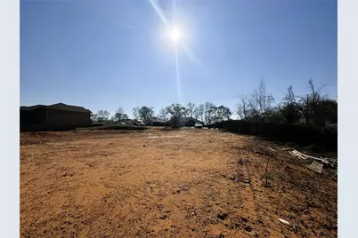 110 Elmwood Ct, Palestine, TX 75801 - Photo 14