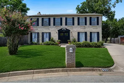 6205 Lemesa Court, Arlington, TX 76016 - Photo 1