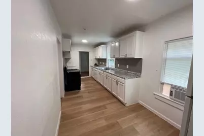 622 N Austin Street, Denton, TX 76201 - Photo 6