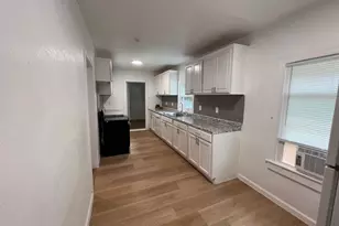 622 N Austin St, Denton, TX 76201 - Photo 6