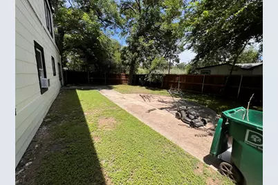 622 N Austin Street, Denton, TX 76201 - Photo 24