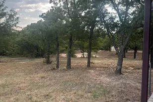 362 Co Rd 1270, Alvord, TX 76225 - Photo 14