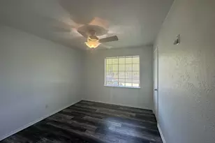 2818 Golfing Green Dr, Farmers Branch, TX 75234 - Photo 4