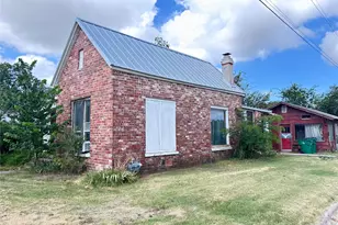 360 Grafton St, Dublin, TX 76463 - Photo 2