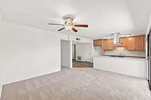 411 Clear Creek Ln, Coppell, TX 75019 - Photo 12