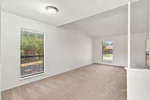 411 Clear Creek Ln, Coppell, TX 75019 - Photo 8