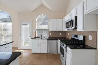 2508 Lakeshore Drive, Flower Mound, TX 75028 - Photo 16