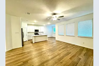 1012 Longleaf Lane, Princeton, TX 75407 - Photo 2