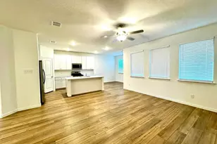 1012 Longleaf Ln, Princeton, TX 75407 - Photo 2