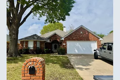 215 Springpark Drive, Arlington, TX 76014 - Photo 1