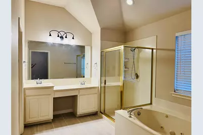 215 Springpark Drive, Arlington, TX 76014 - Photo 10