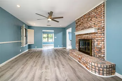 950 Hummingbird Trail, Grapevine, TX 76051 - Photo 4