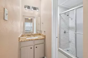 2728 Reagan St, Dallas, TX 75219 - Photo 18