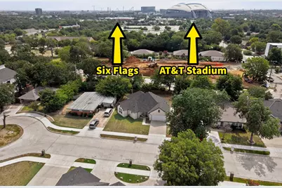 909 Marcellus Court, Arlington, TX 76011 - Photo 2