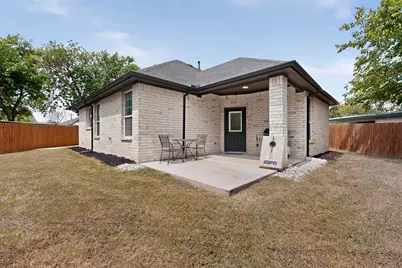 909 Marcellus Court, Arlington, TX 76011 - Photo 16