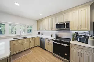 3138 Barton Rd, Carrollton, TX 75007 - Photo 12