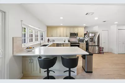 3138 Barton Road, Carrollton, TX 75007 - Photo 12