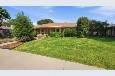 3138 Barton Road, Carrollton, TX 75007 - Photo 8