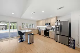 3138 Barton Rd, Carrollton, TX 75007 - Photo 10