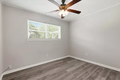 302 W 4th Street, Justin, TX 76247 - Photo 22