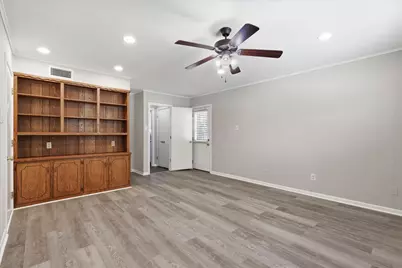 302 W 4th Street, Justin, TX 76247 - Photo 16