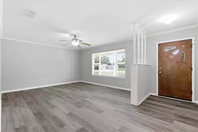 302 W 4th Street, Justin, TX 76247 - Photo 6