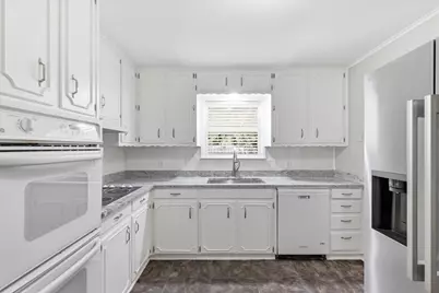 302 W 4th Street, Justin, TX 76247 - Photo 12